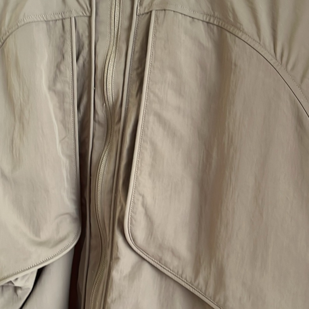 Lululemon Womens Always Effortless Full Zip Hooded Jacket Coat. Like New! - Picture 2 of 7